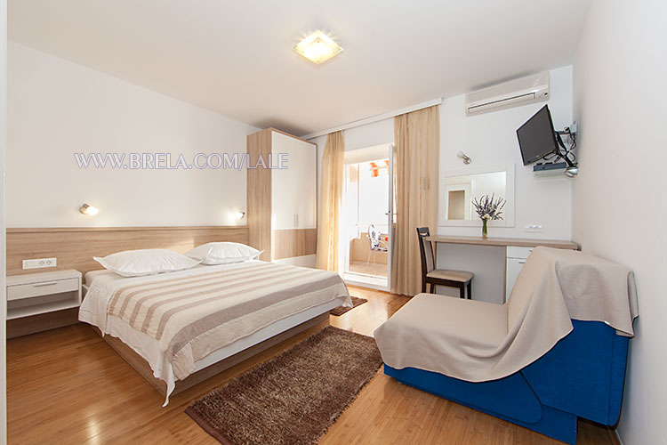 Apartments Lale, Dražen Filipović, Brela - bedroom