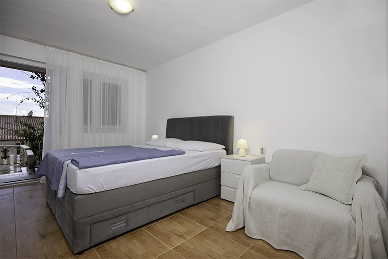 Apartments Villa Ambasador, Brela - bedroom