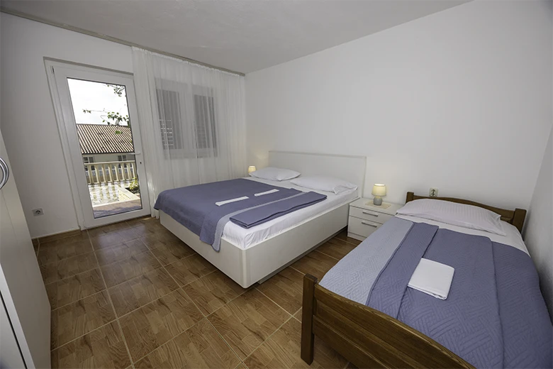 Apartments Villa Ambasador, Brela - bedroom