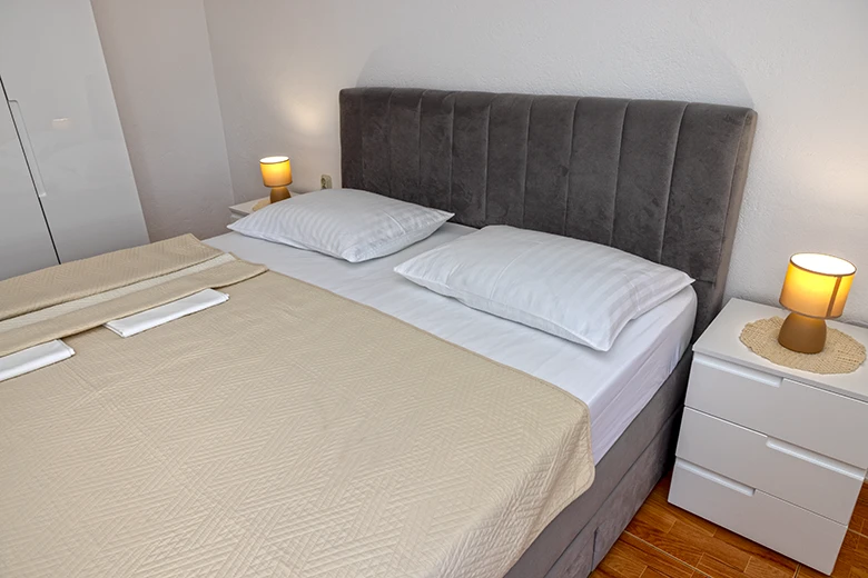 Apartments Villa Ambasador, Brela - bedroom