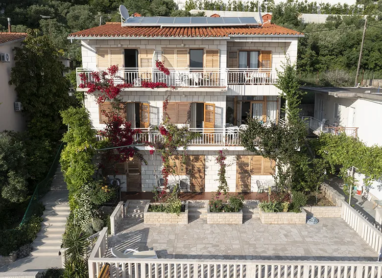 Apartments Villa Ambasador, Brela - aerial view of house