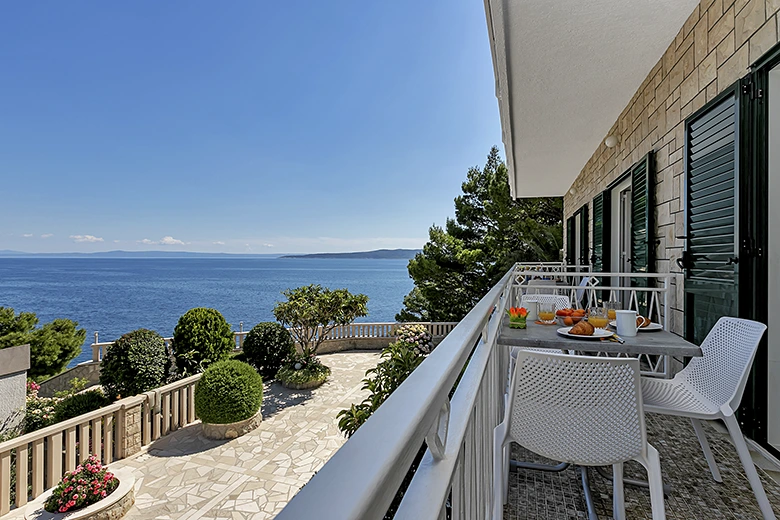 Apartments Annabell, Brela - balcony with sea view