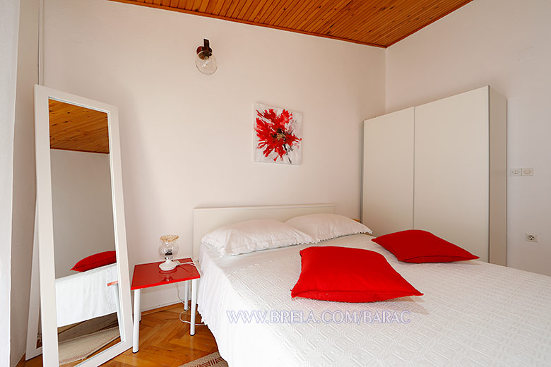 apartments Barač, Brela - bedroom