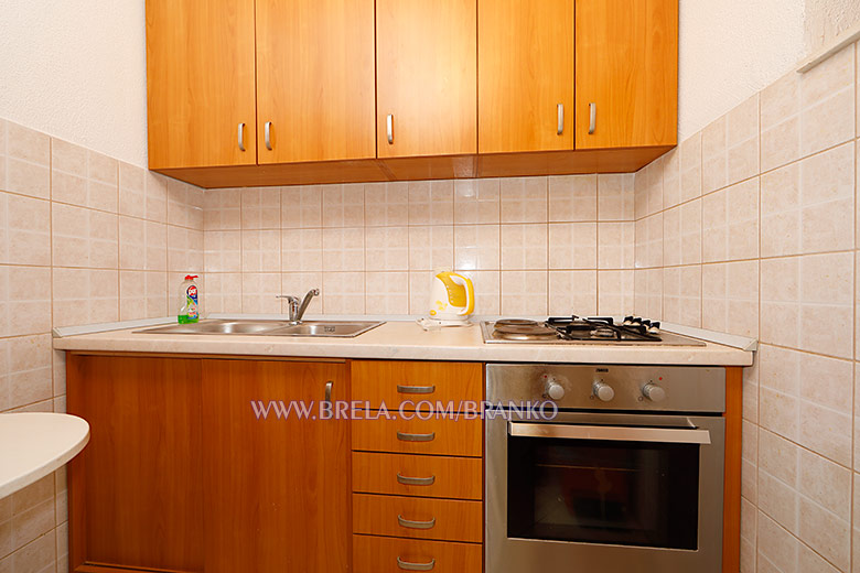 Apartments Branko, Brela - kitchen