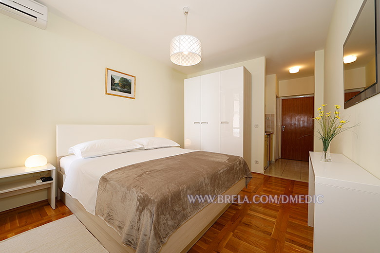 apartments Medi, Brela - bedroom