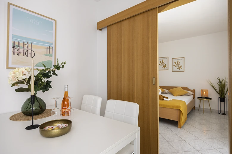 Apartments StoMarica, Brela - dining room