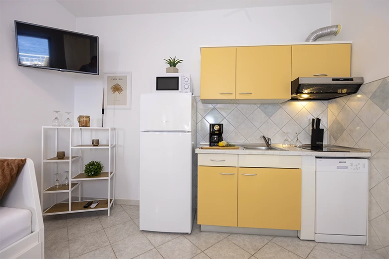 Apartments StoMarica, Brela - kitchen