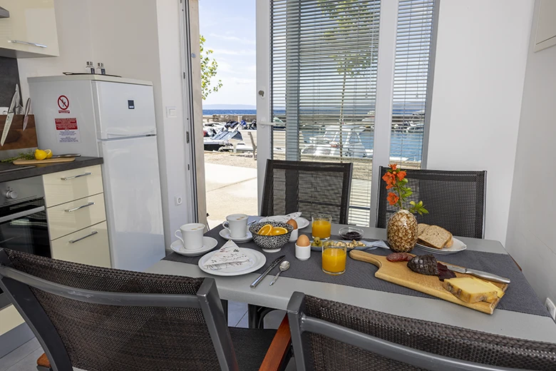 Apartments StoMarica, Brela - dining room