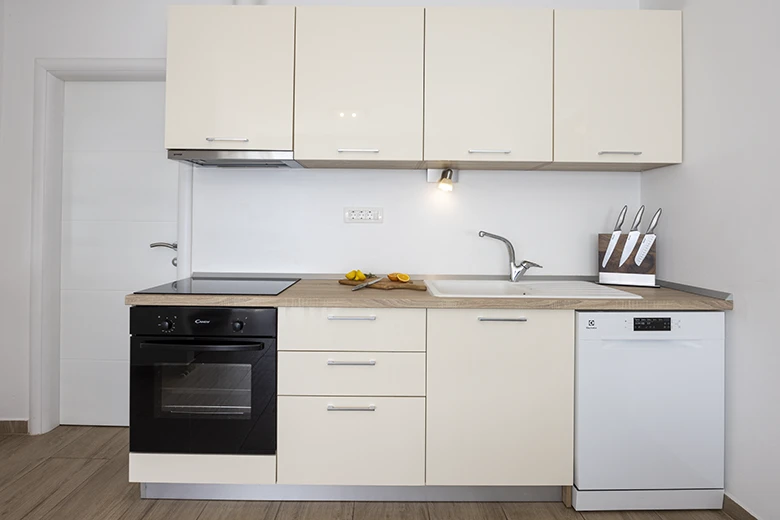 Apartments StoMarica, Brela - kitchen