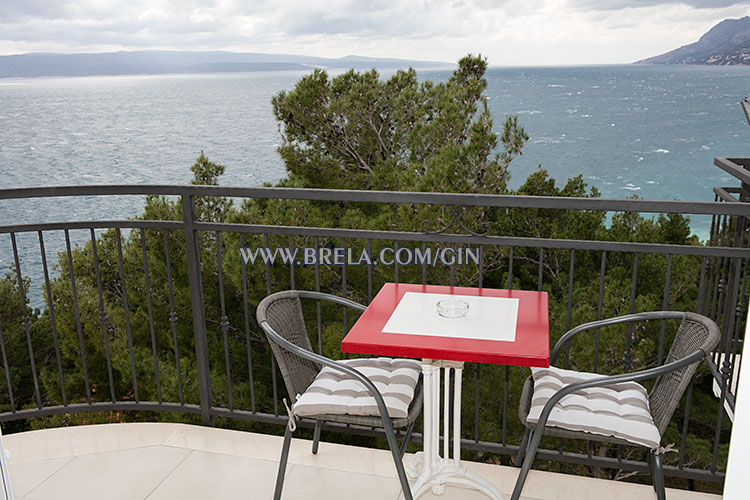 apartments Gin, Brela - balcony with beautiful sea view