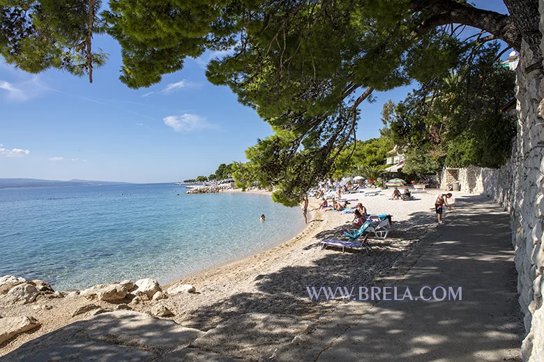 Brela beach Soline