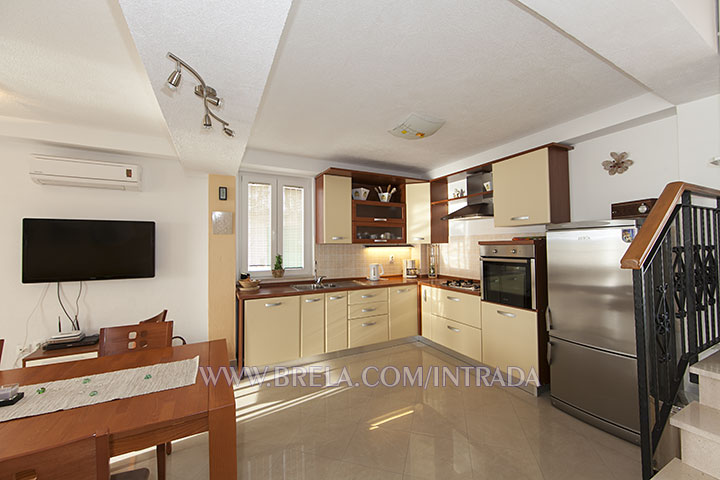 Villa Intrada, Brela Soline - diningroom and kitchen