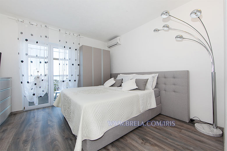 apartments Iris, Brela - bedroom