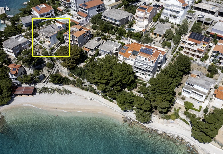 beach in Brela Soline