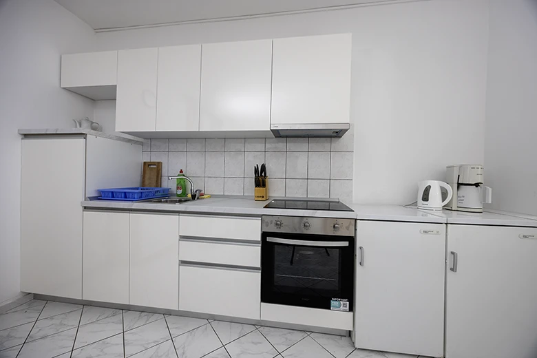 apartments Krolo, Brela - kitchen