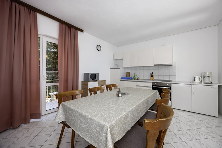 apartments Krolo, Brela - kitchen