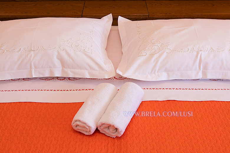 apartments LUSI, Brela - pillows, towels