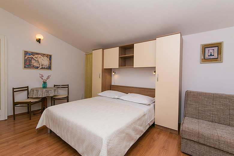 apartments Merita, Brela - bedroom