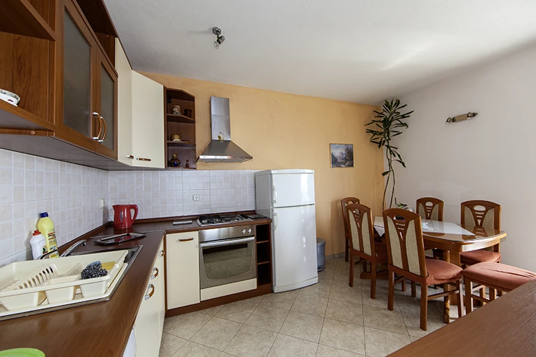 Apartments Mila, Brela - kitchen, Brela Dunaj