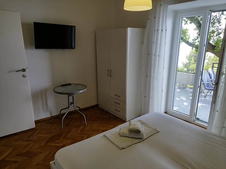 Apartments Mila, Brela - bedroom
