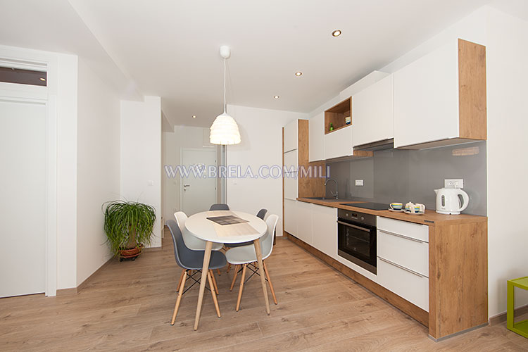 apartments Mili, Brela - kitchen, dining room