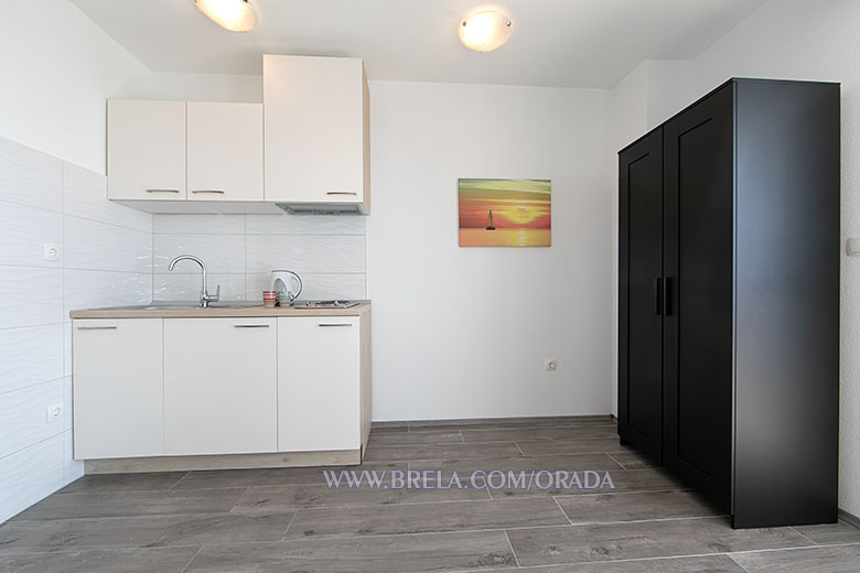Apartments Orada, Brela - kitchen