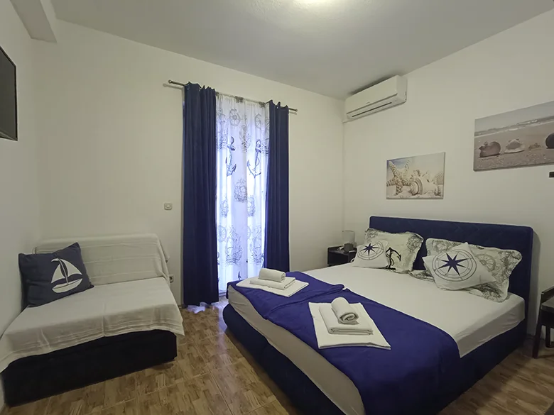 Apartments Orada, Brela - bedroom