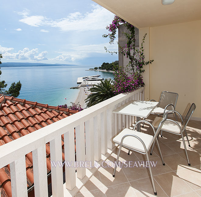 balcony with nice view on beach in Brela Soline, apartment Seaview