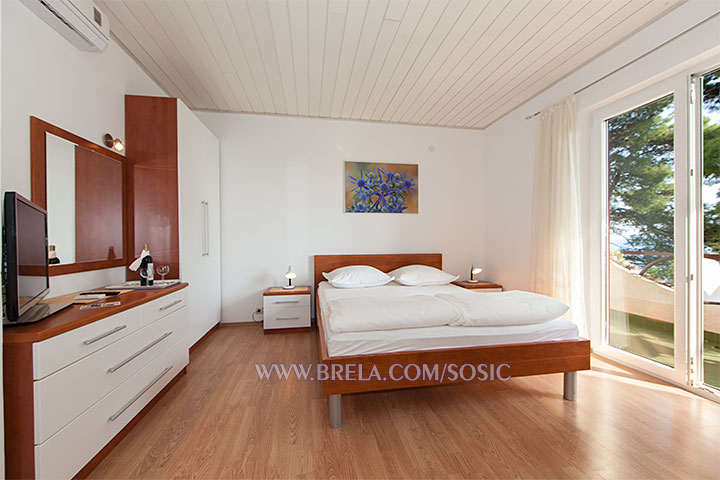 Brela Podrae, apartments Mirjana - large bedroom