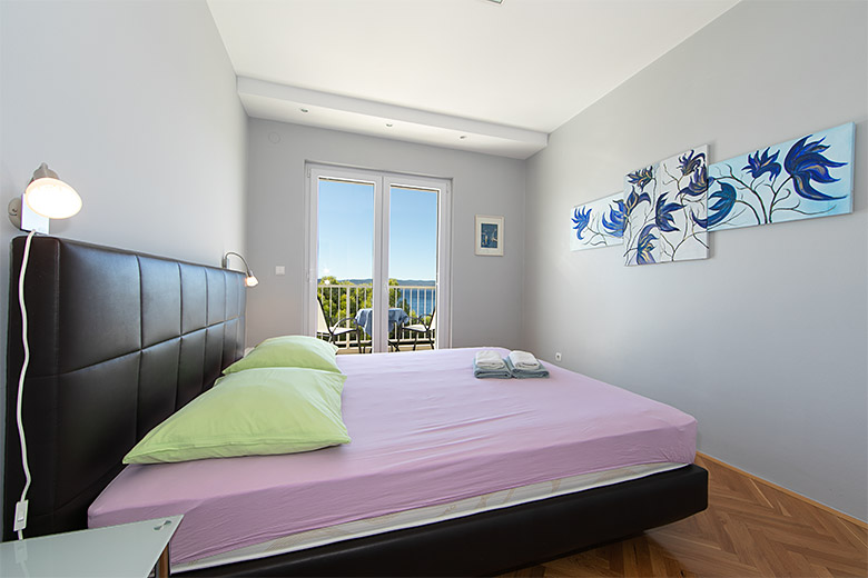 Apartments Villa Sunset, Brela - bedroom