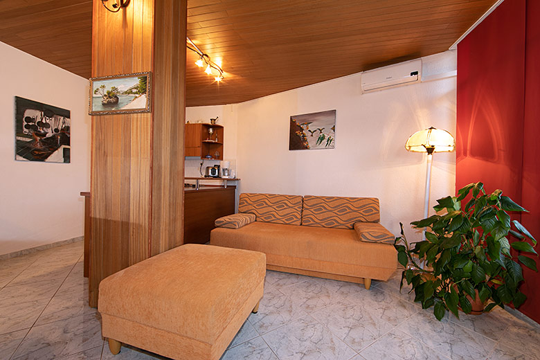 Apartments Villa Sunset, Brela - living room