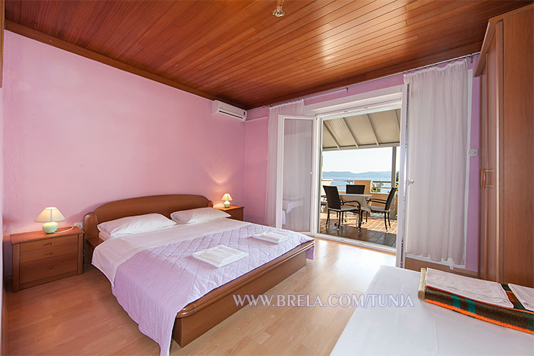 apartments Tunja, Brela - bedroom